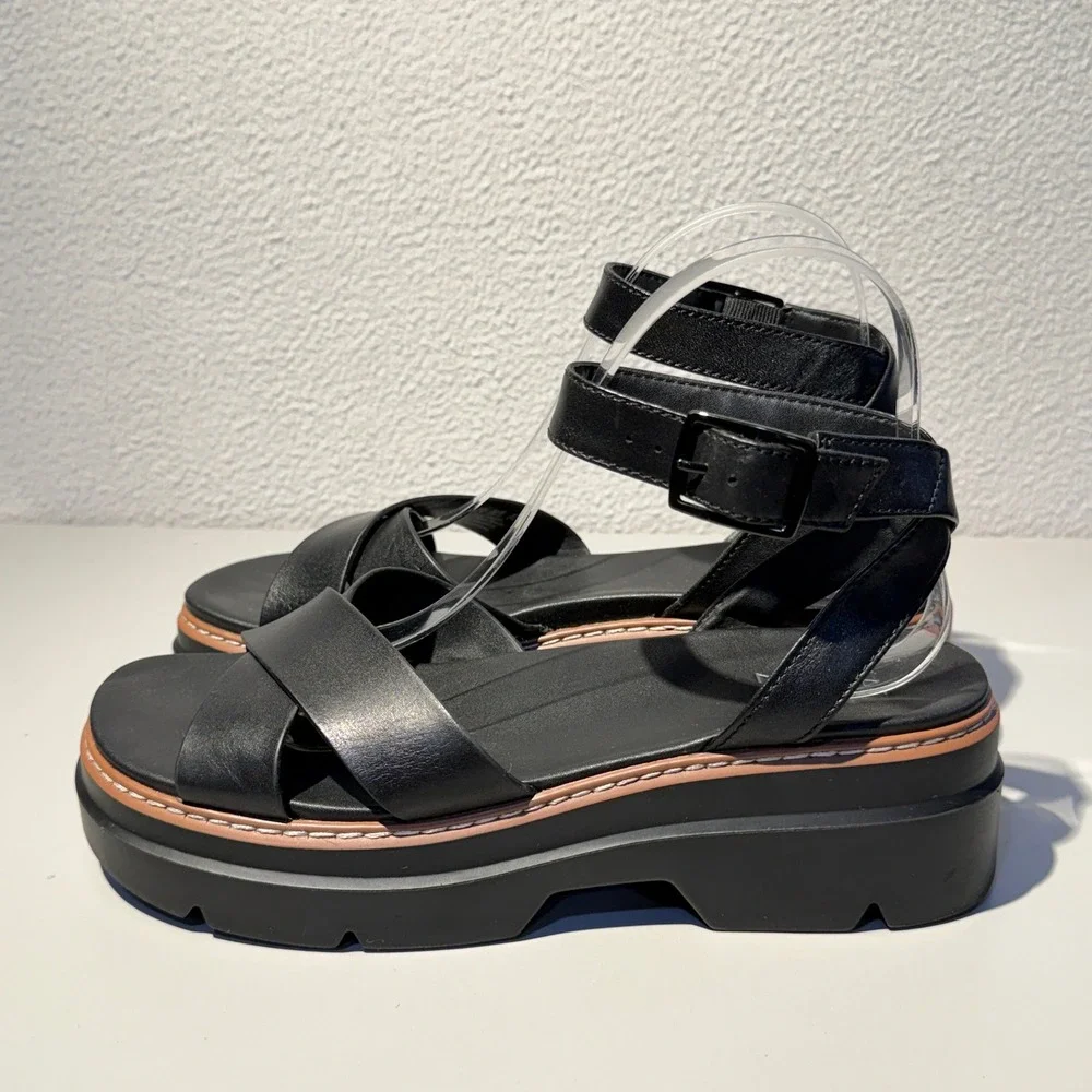 Naturalizer Darry Sandal Women 8M Black Leather Platform Lug Sole Ankle Strap